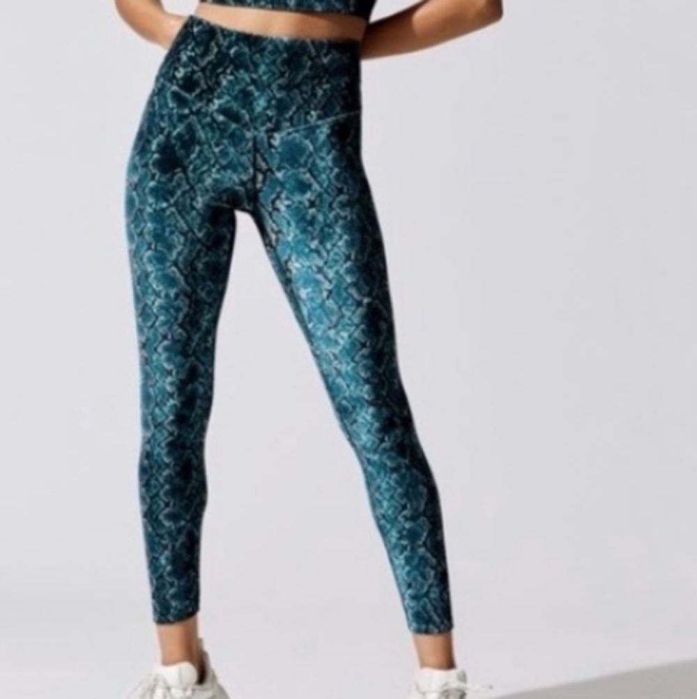 Carbon38 High Rise 7/8 Leggings in Velvet Snakeskin